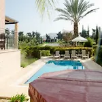 Samaliana Sandy - Private Pool - Jacuzzi - Private Area Вилла Полис