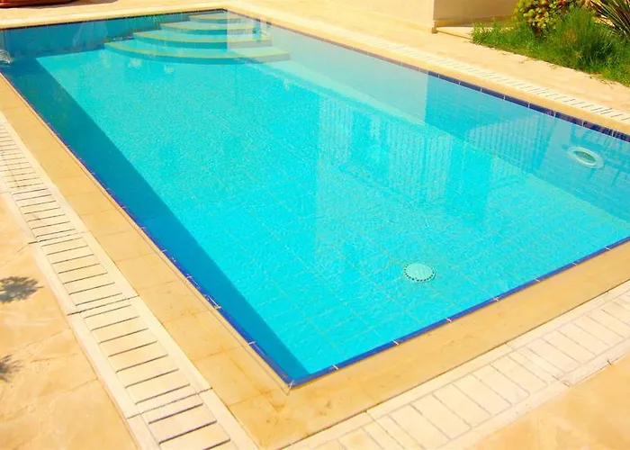 Samaliana Sandy - Private Pool - Jacuzzi - Private Area *